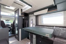 Fahrzeugbild Laika Kosmo L 105 // 104.192  Listenpreis #7