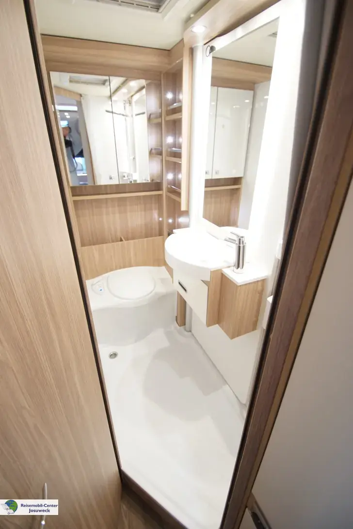 Fahrzeugbild Bürstner Lyseo M Harmony Line 660 Mercedes Sprinter 1.Hand #11