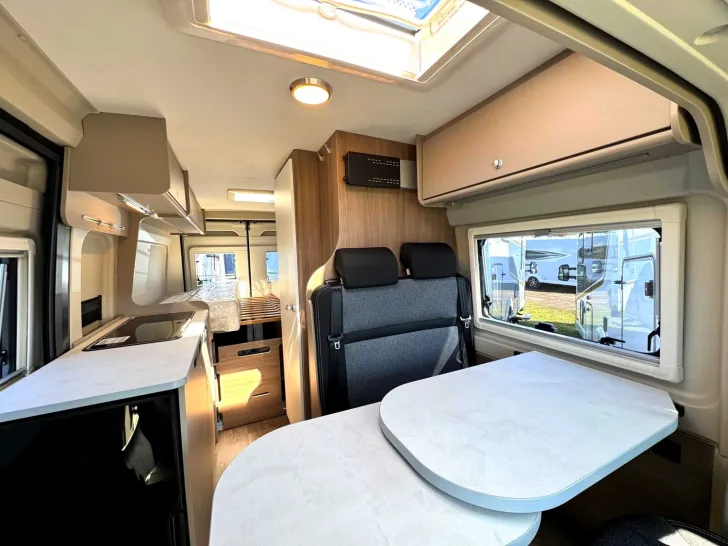 Fahrzeugbild Carado CV 640 140PS|Automatik|OptikPaket1&2|BasicPaket #12