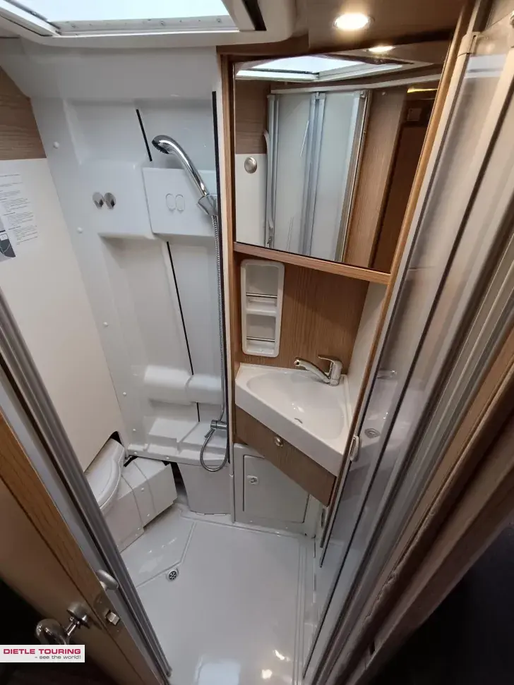 Fahrzeugbild Malibu Van 600 DB charming Lastenträger, Navi #11