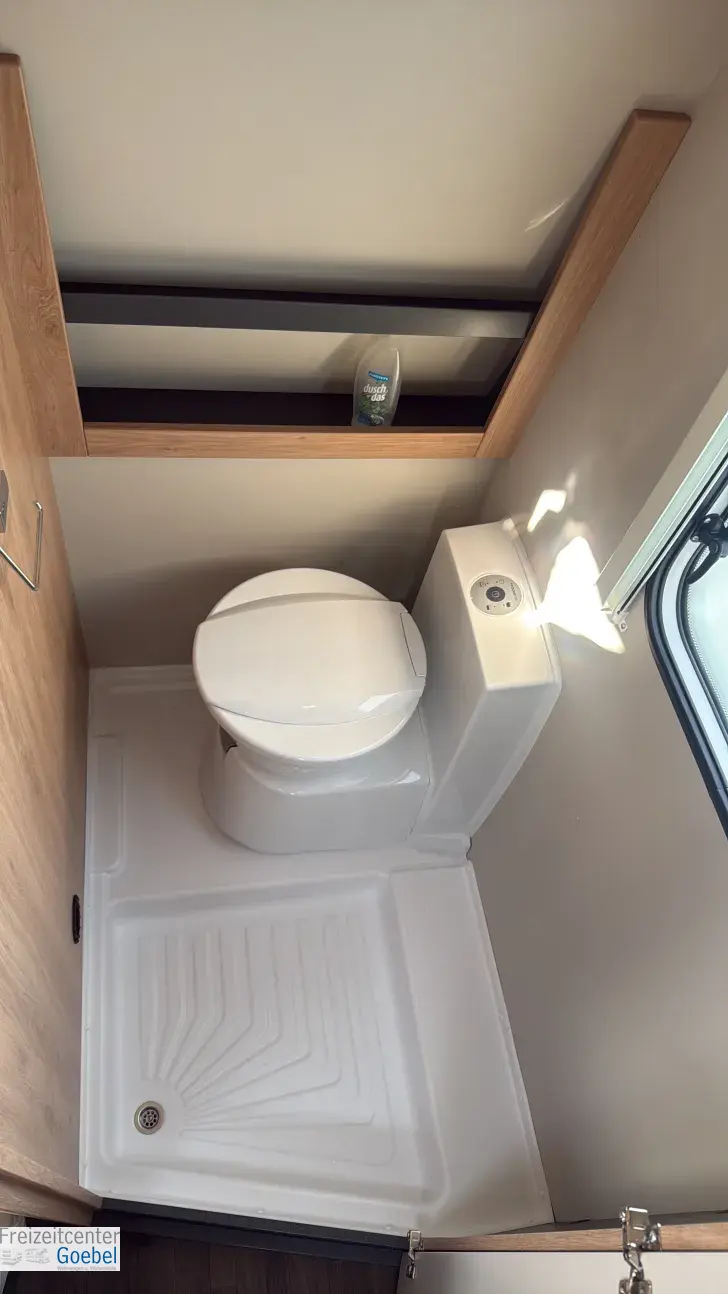 Toilette Knaus Sport 450 FU