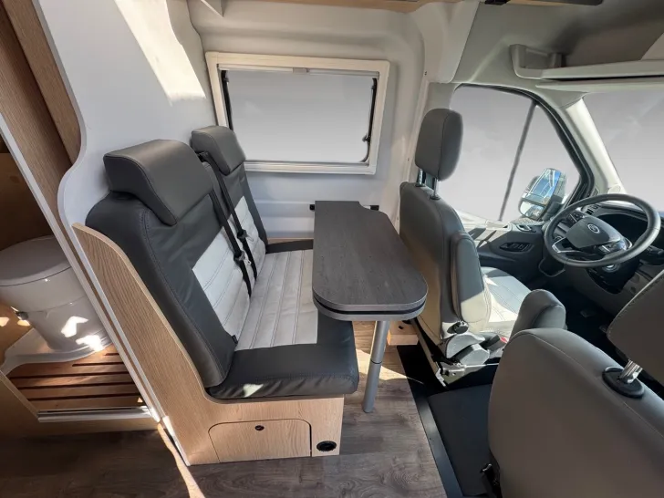 Fahrzeugbild Sunlight Cliff 4x4 Ford Frühjahrsmesse #10