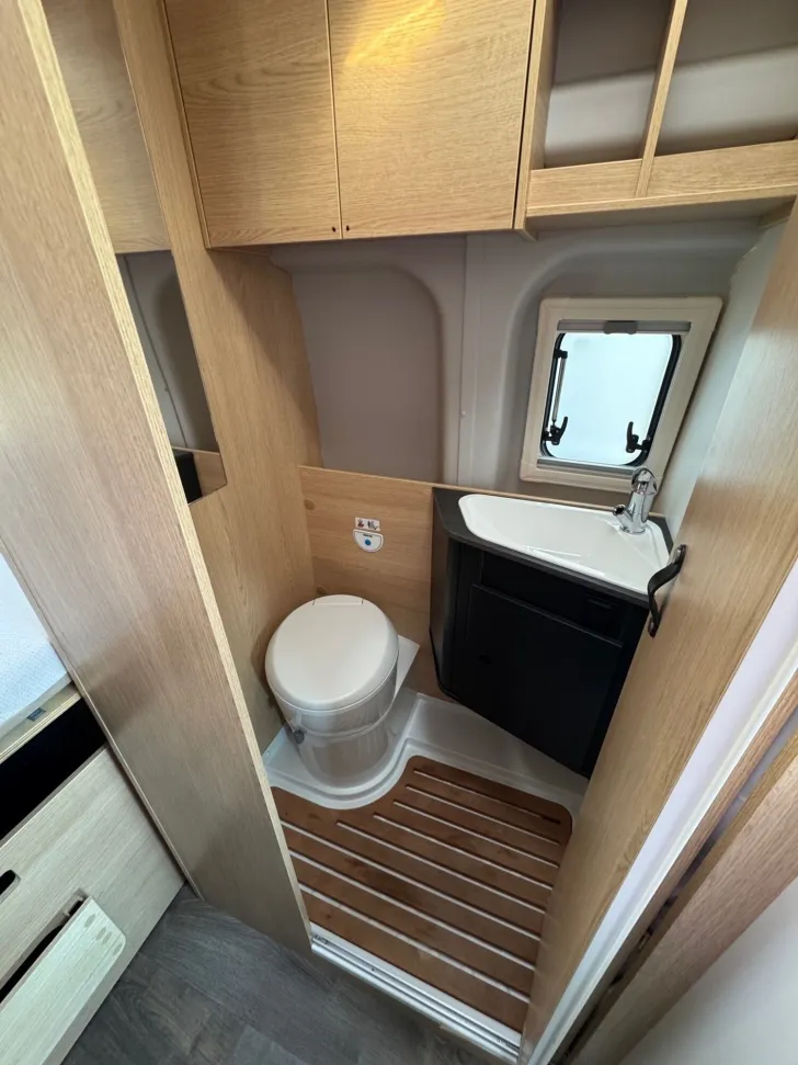 Fahrzeugbild Sunlight Cliff 4x4 Ford Frühjahrsmesse #13