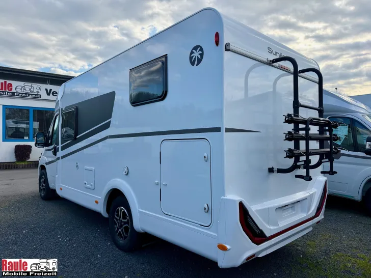 Fahrzeugbild Sunlight V 66 Adv. AKTION Keep on Rolling #2