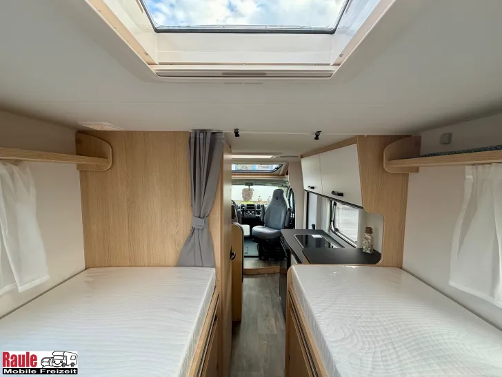 Fahrzeugbild Sunlight V 66 Adv. AKTION Keep on Rolling #11