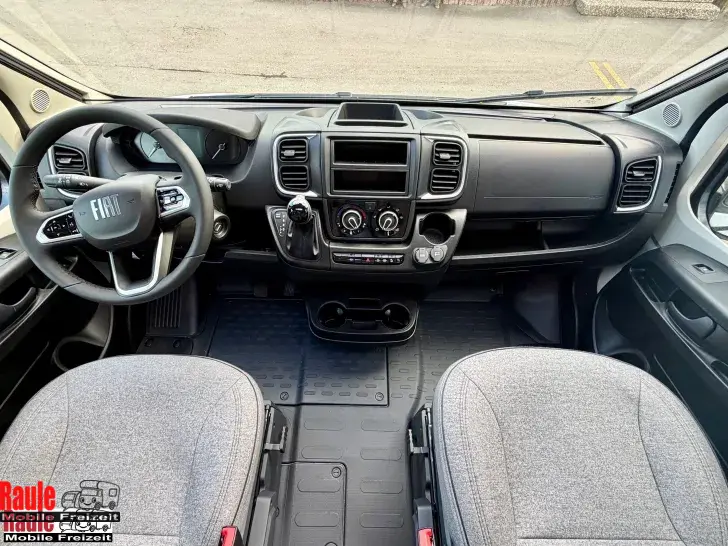 Fahrzeugbild Sunlight V 66 Adv. AKTION Keep on Rolling #12