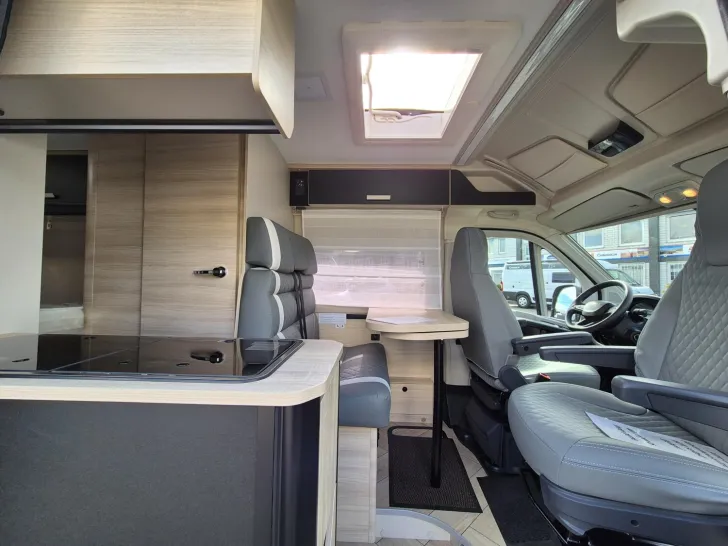 Fahrzeugbild Chausson Van Sport Line V697 Automatik/Winter/Solar #11