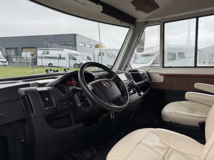 Fahrzeugbild Fleurette Wincester Florium #7