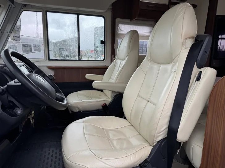 Fahrzeugbild Fleurette Wincester Florium #8