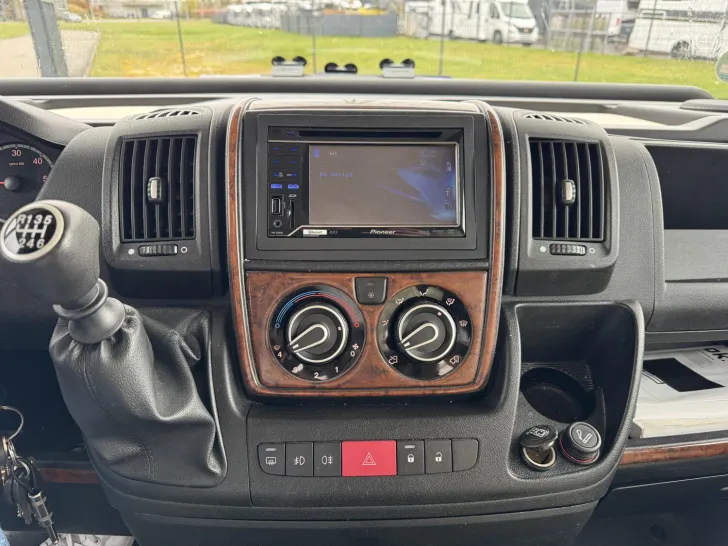 Fahrzeugbild Fleurette Wincester Florium #9