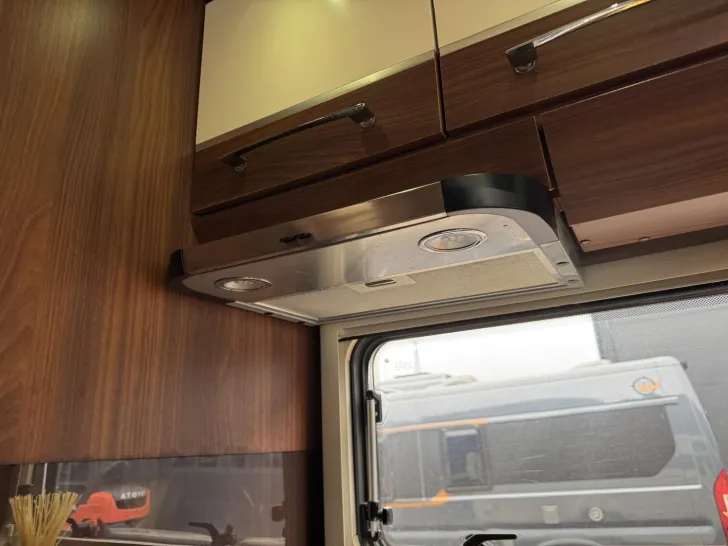 Fahrzeugbild Fleurette Wincester Florium #16