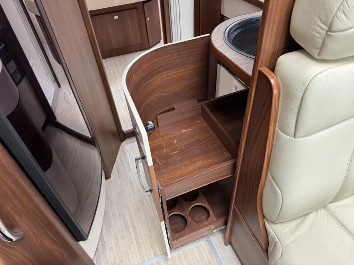 Fahrzeugbild Fleurette Wincester Florium #20