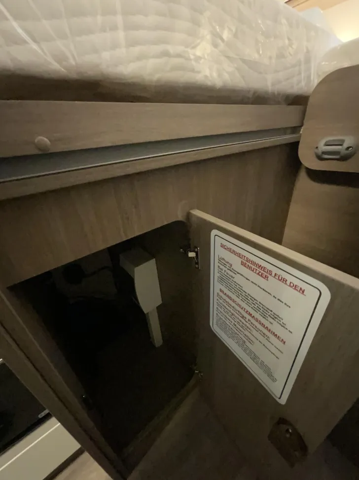 Fahrzeugbild Carado V 347 #22