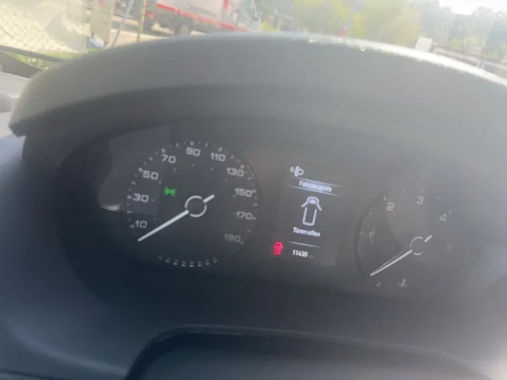 Fahrzeugbild Knaus BoxLife PRO 600 LIFETIME mit Längsbetten u. AHK #46