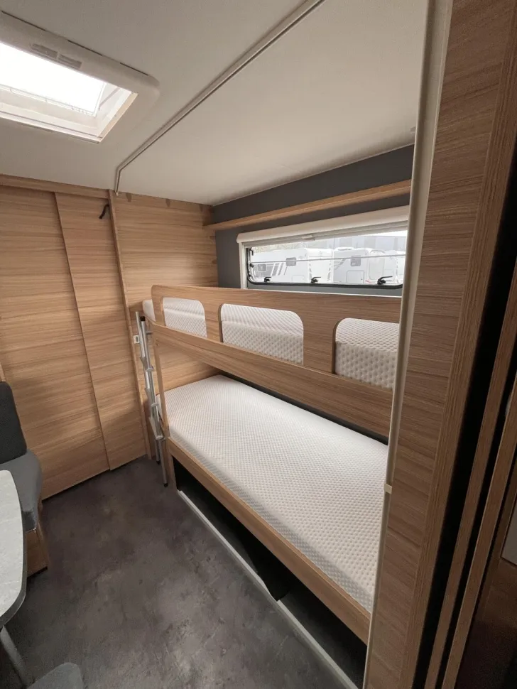 Fahrzeugbild Dethleffs Camper 730 FKR #9