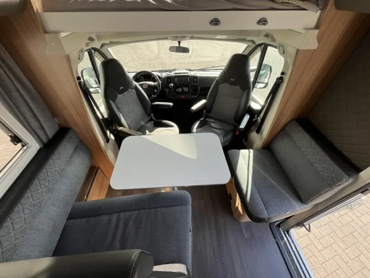 Fahrzeugbild Adria Coral Plus 670 SL #6