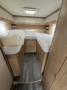 Fahrzeugbild LMC Cruiser Grey Selection T 663 G #9