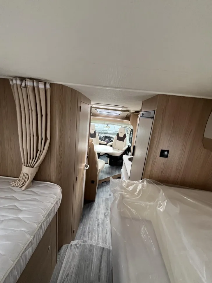 Fahrzeugbild LMC Cruiser Grey Selection T 663 G #10