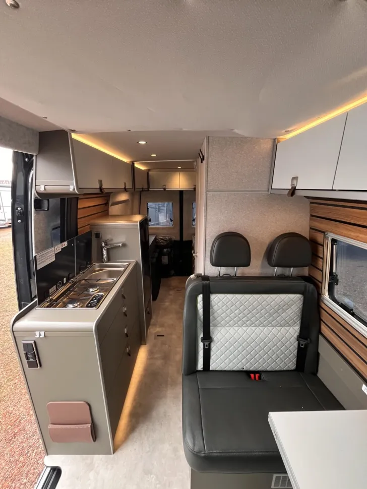 Fahrzeugbild Hymer Camper Van Camper Van Grand Canyon S CrossOver 600 #6