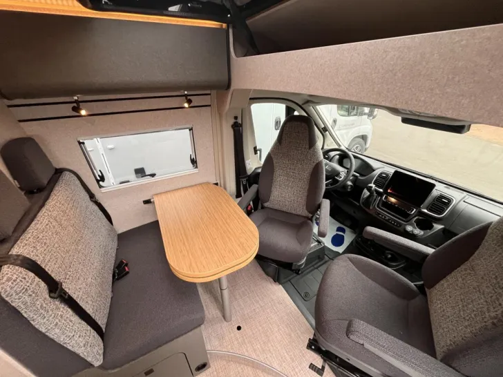 Fahrzeugbild Hymer Camper Van Camper Van Redwood 600 #3