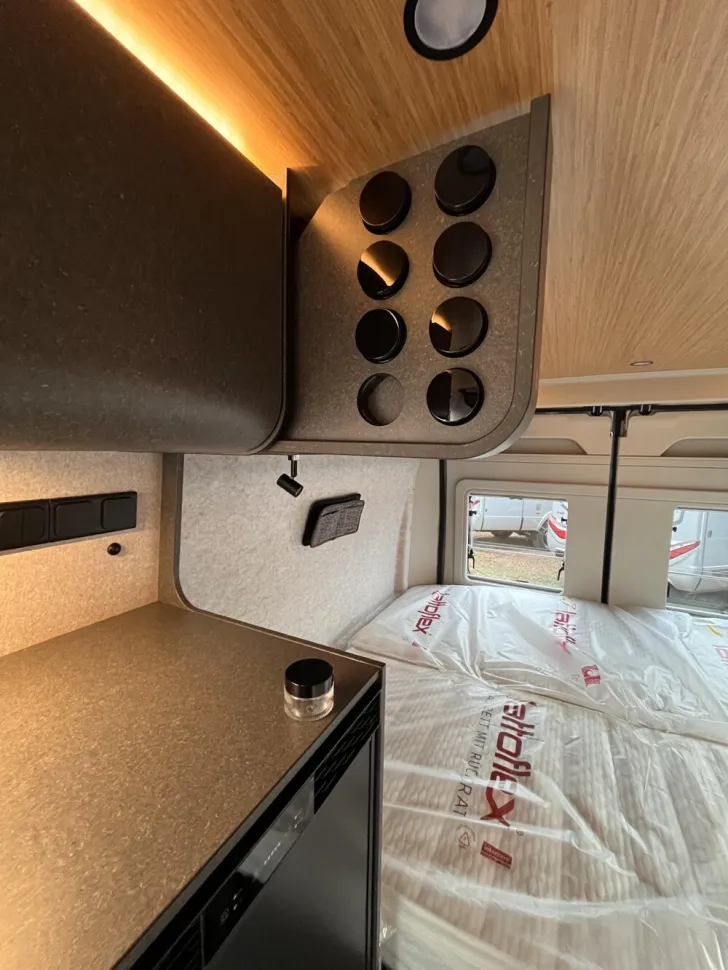 Fahrzeugbild Hymer Camper Van Camper Van Redwood 600 #8