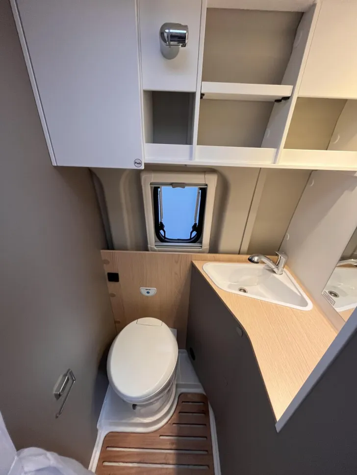 Fahrzeugbild LMC Innovan Pure 600 #10