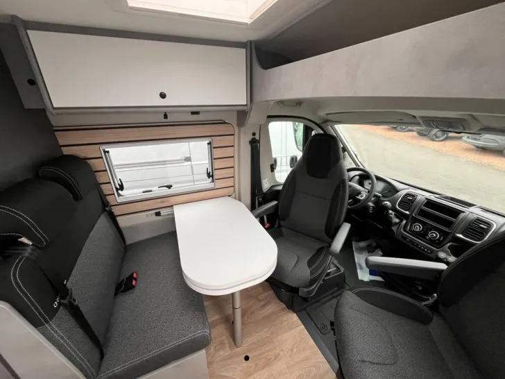 Fahrzeugbild Crosscamp ADVTR 6.0 DF Peugeot #3