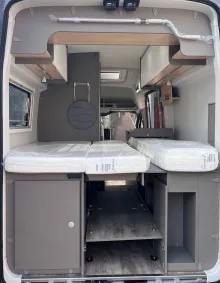 Fahrzeugbild LMC Innovan Ford 592 #9