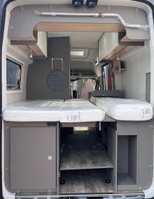 Fahrzeugbild LMC Innovan Ford 592 #9