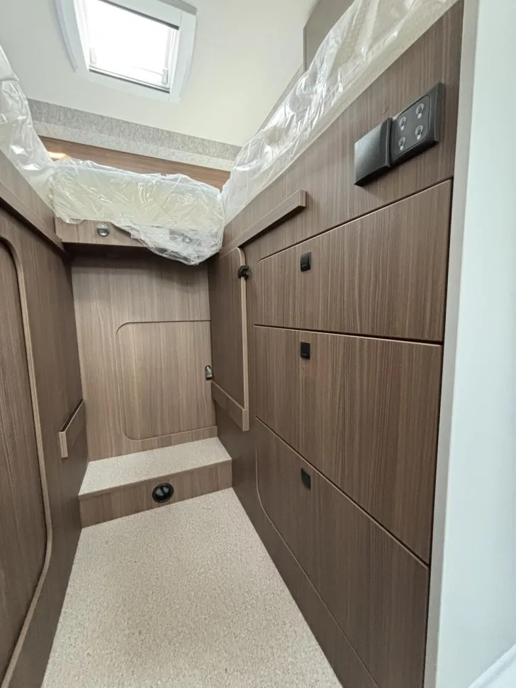 Fahrzeugbild LMC Cruiser 750 EL #25