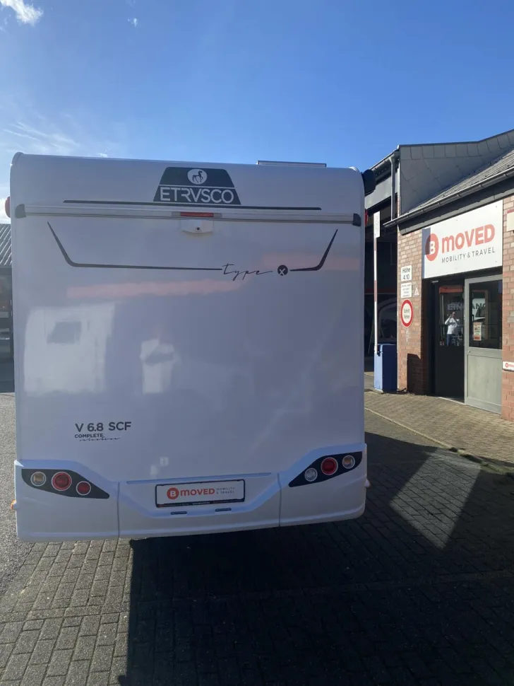 Fahrzeugbild Etrusco V Ford 6.8 SCF #3