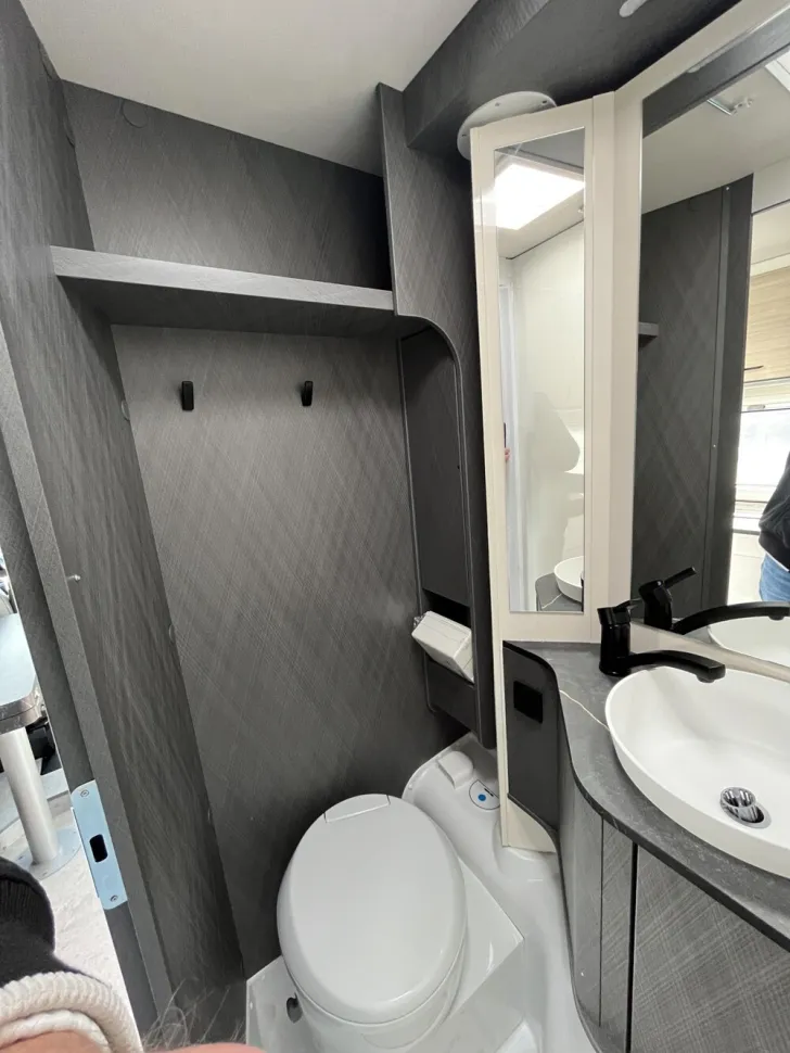 Fahrzeugbild Etrusco V Ford 6.8 SCF #15