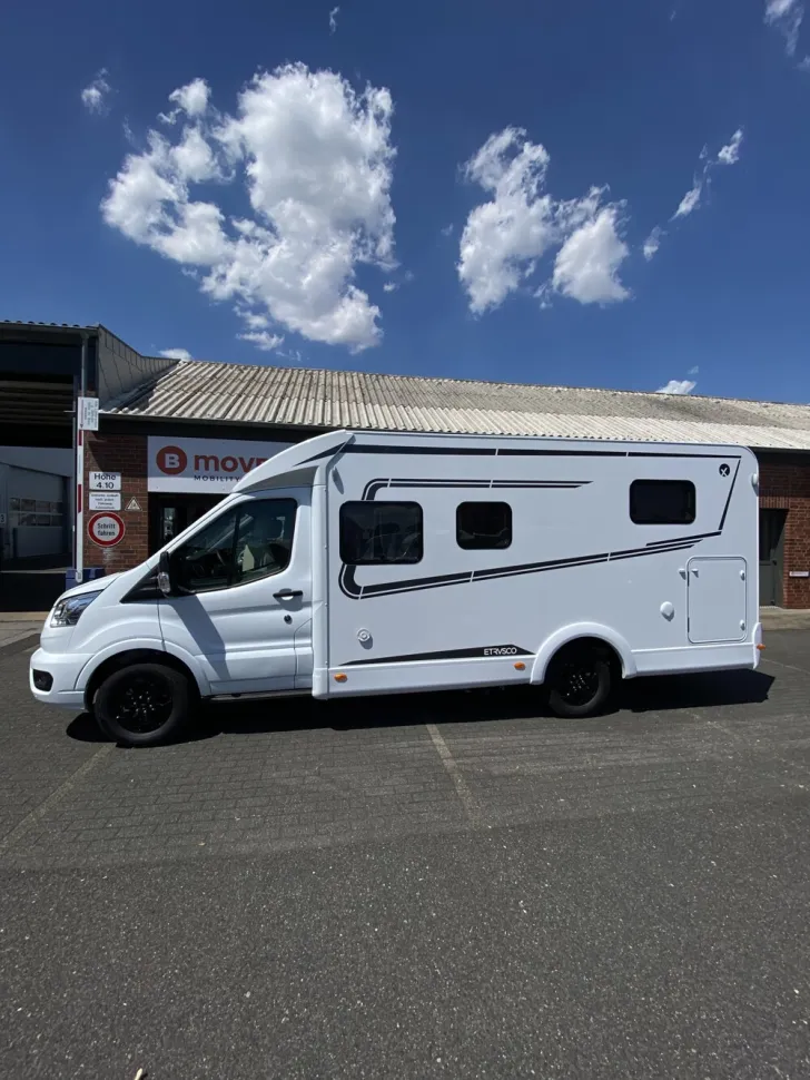 Fahrzeugbild Etrusco V Ford 6.8 SCF #2
