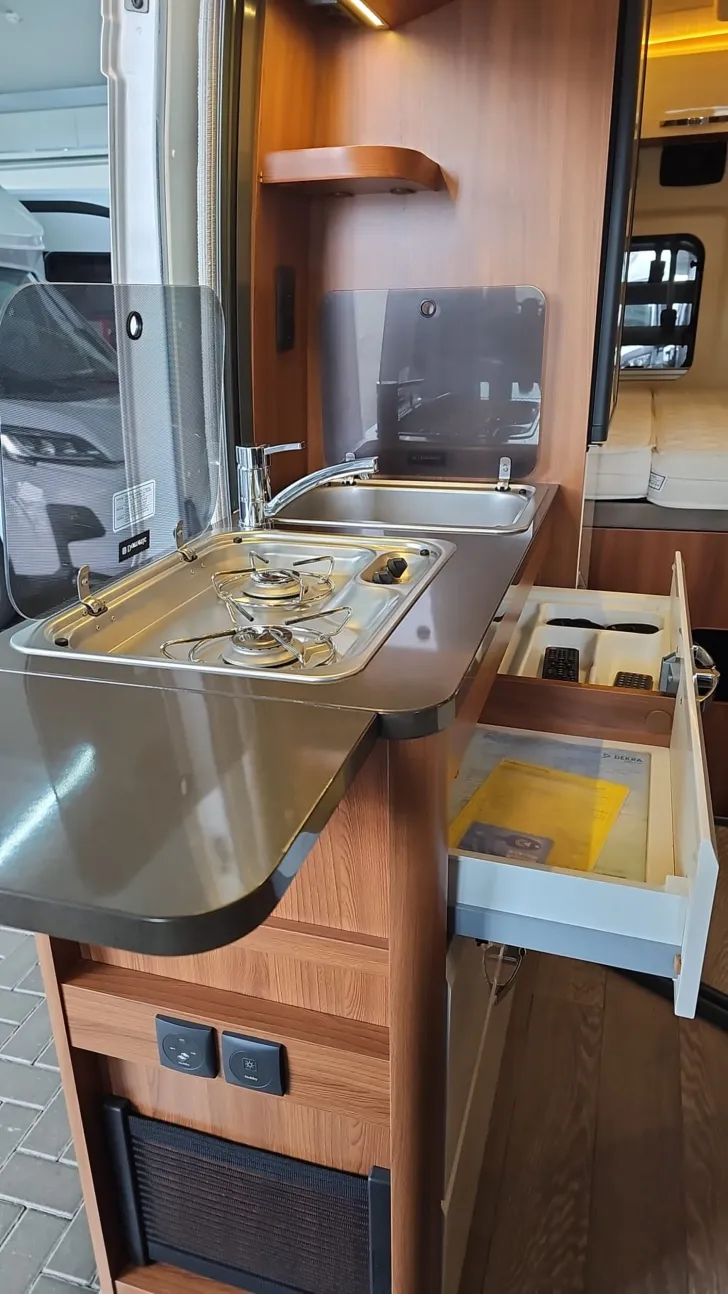 Fahrzeugbild Hobby Vantana 60 #17