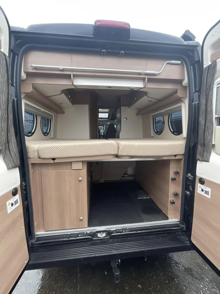 Fahrzeugbild Malibu Van charming 600 #9