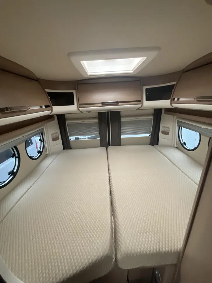 Fahrzeugbild Malibu Van charming 600 #10