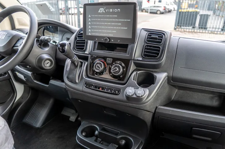 Fahrzeugbild LMC Tourer Lift H730G *SAT*2xSolar* Markise*CarPlay #9