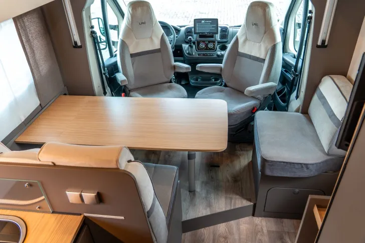 Fahrzeugbild LMC Tourer Lift H730G *SAT*2xSolar* Markise*CarPlay #11