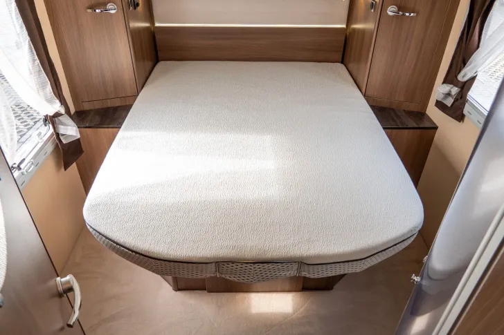 Fahrzeugbild Chausson Excaltis 7018 *SAT*TV*2xBatterie*AHK*Alarmanlage #13