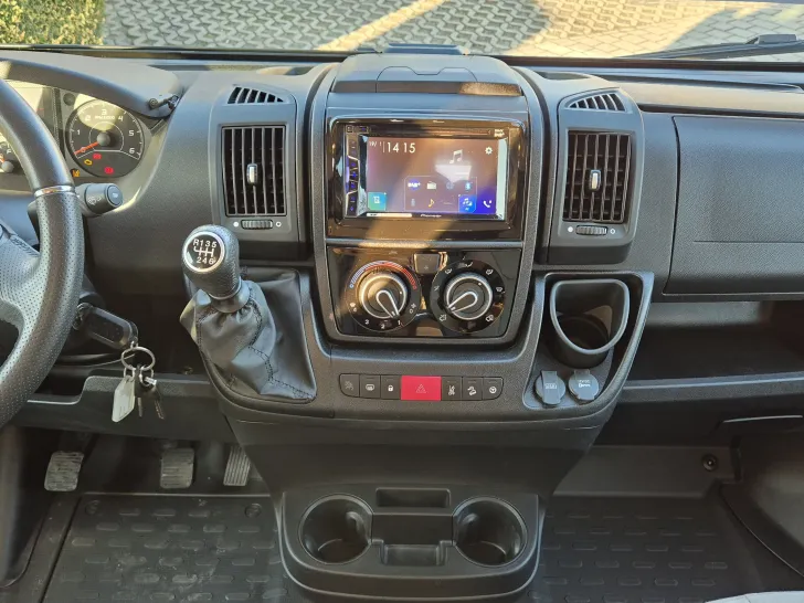 Fahrzeugbild Malibu T 460 LE #12