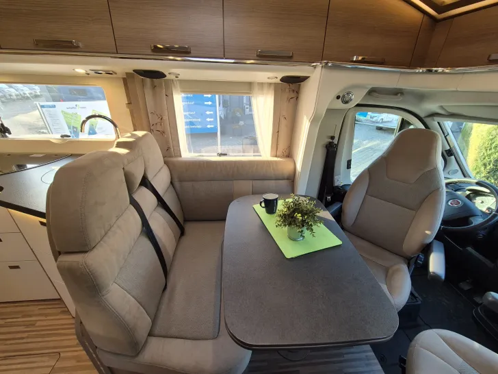 Fahrzeugbild Malibu T 460 LE #16