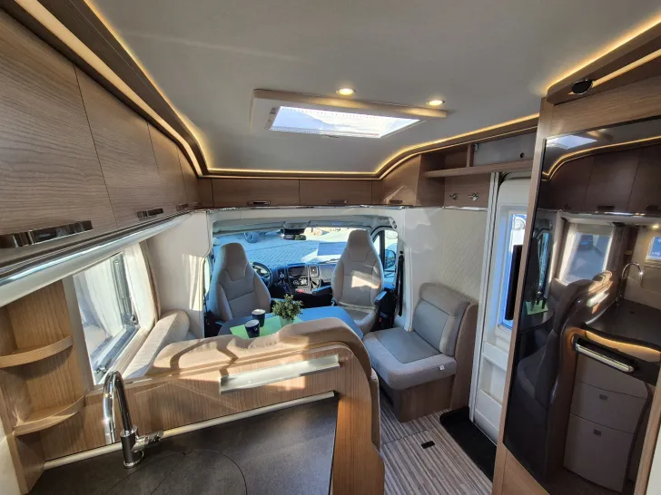 Fahrzeugbild Malibu T 460 LE #32