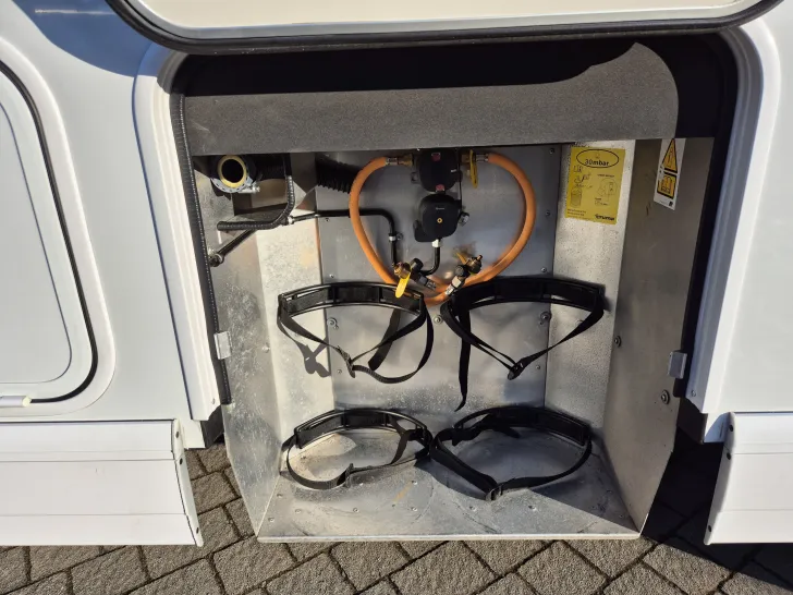 Fahrzeugbild Malibu T 460 LE #41