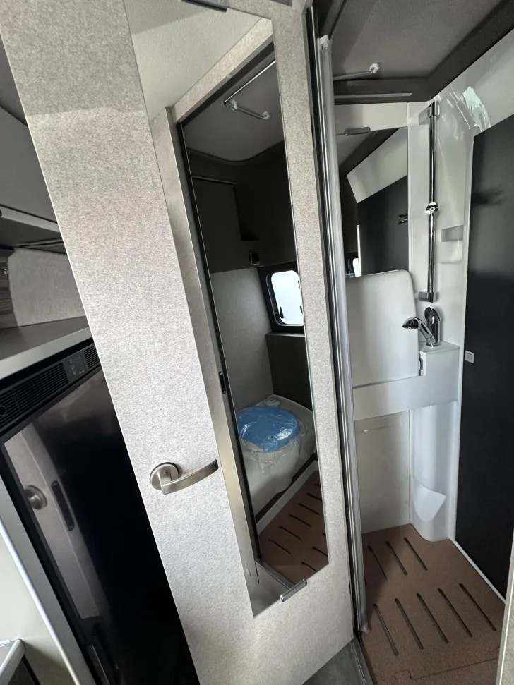 Fahrzeugbild Hymer Grand Canyon S 700 #23