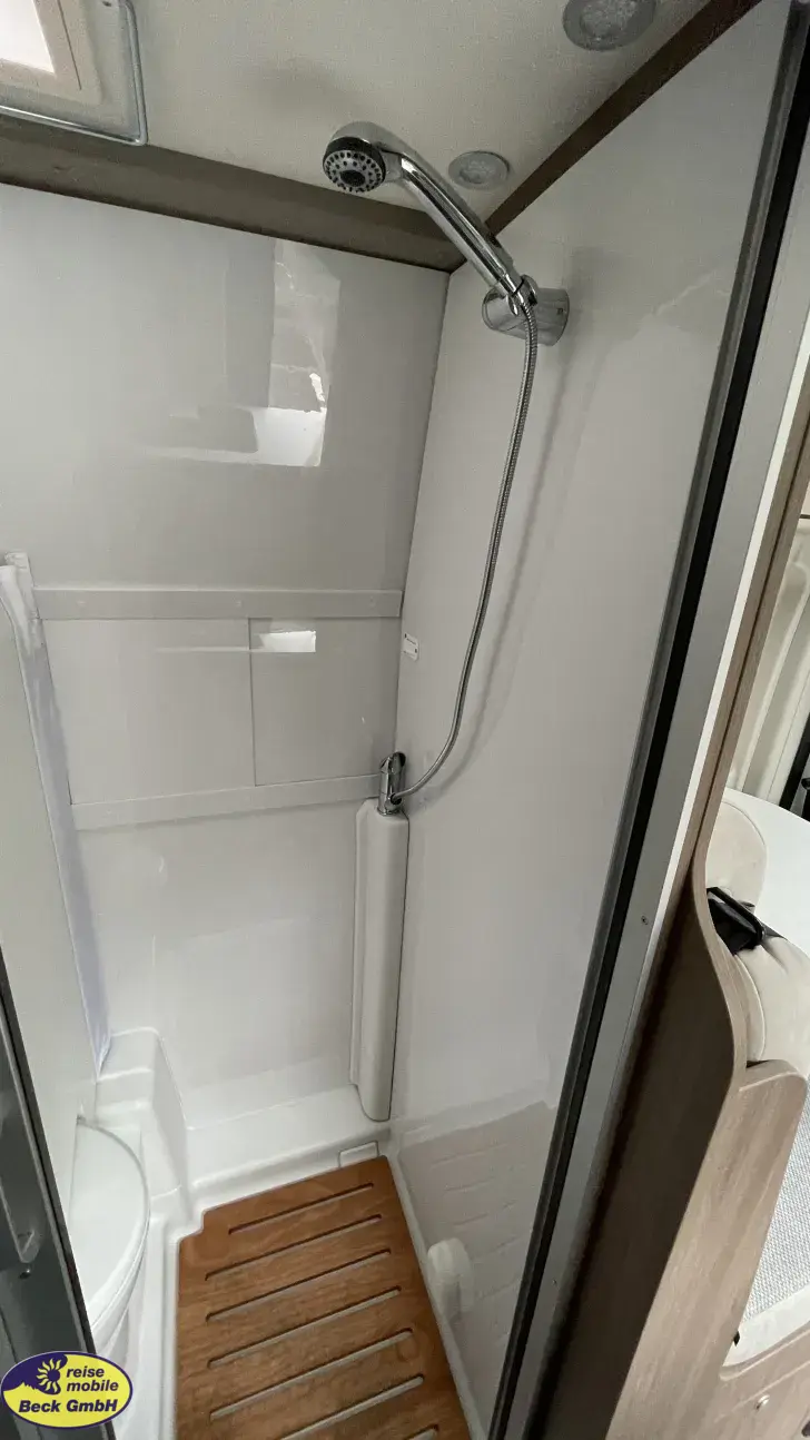 Fahrzeugbild Carado CV 640 PRO+ Beck-45 Clever Deals #18