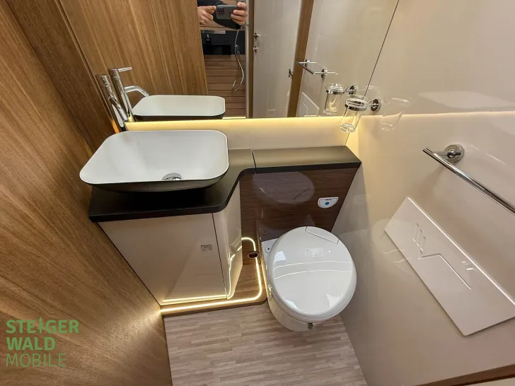 Fahrzeugbild Mobilvetta K. Yacht Tekno Line 90*LITHIUM*ALDE*Uvm. #42