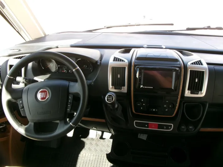 Fahrzeugbild Carthago c-compactline I 144 LE #8