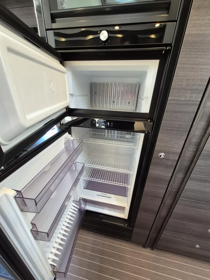 Fahrzeugbild Concorde Carver 850 LI #19