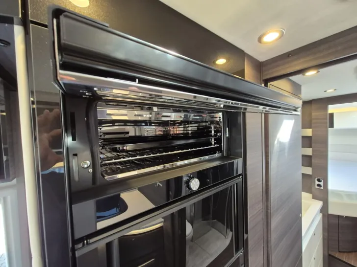 Fahrzeugbild Concorde Carver 850 LI #20