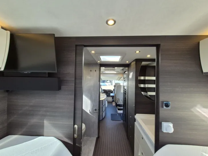 Fahrzeugbild Concorde Carver 850 LI #30